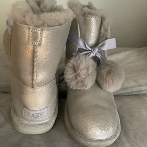 Ugg’s boots for girls Silver